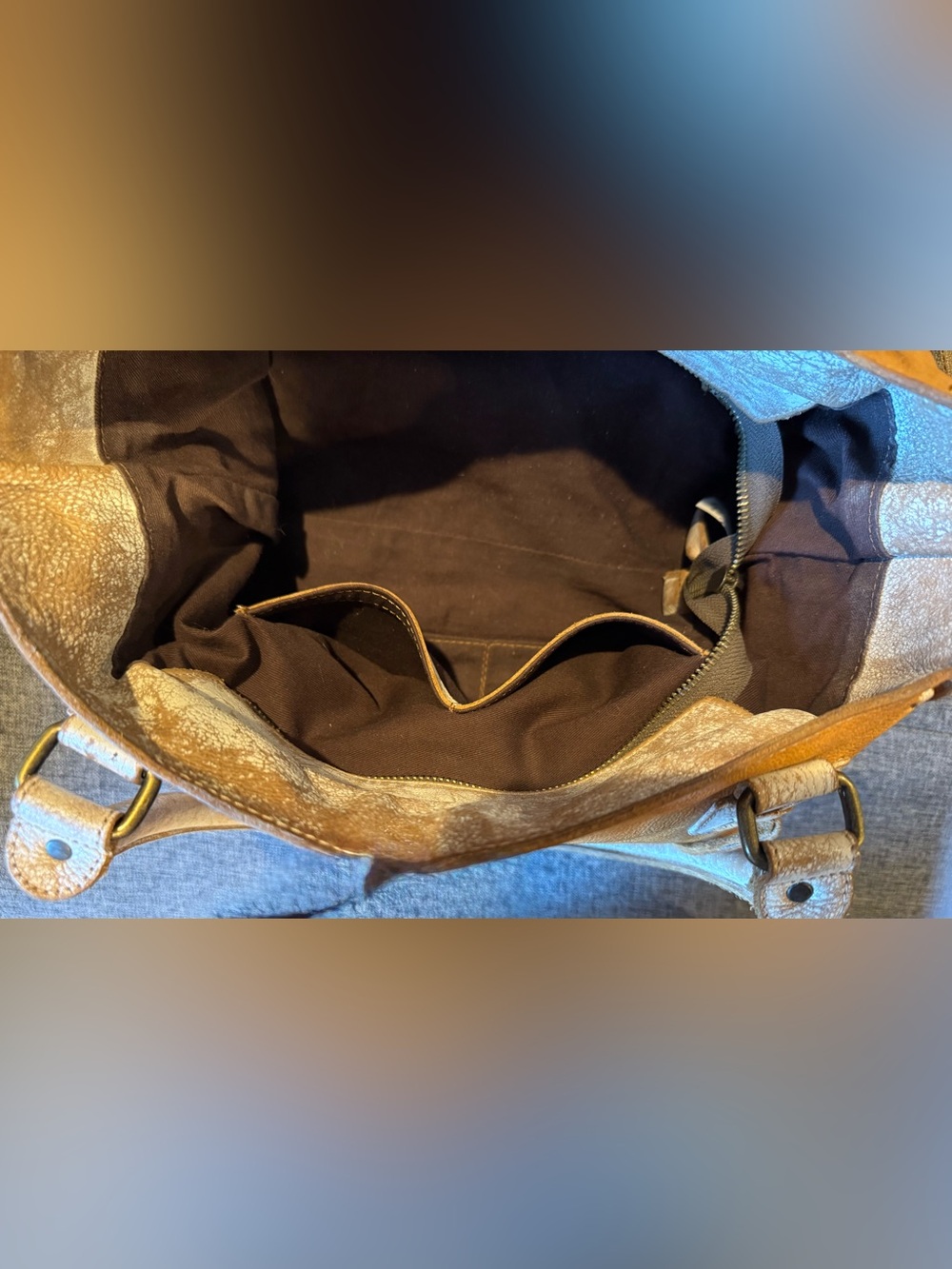 Bed|Stu Rockababy Oats Icicle Rustic Leather Shoulder Bag with Dual Handles - Picture 12 of 16